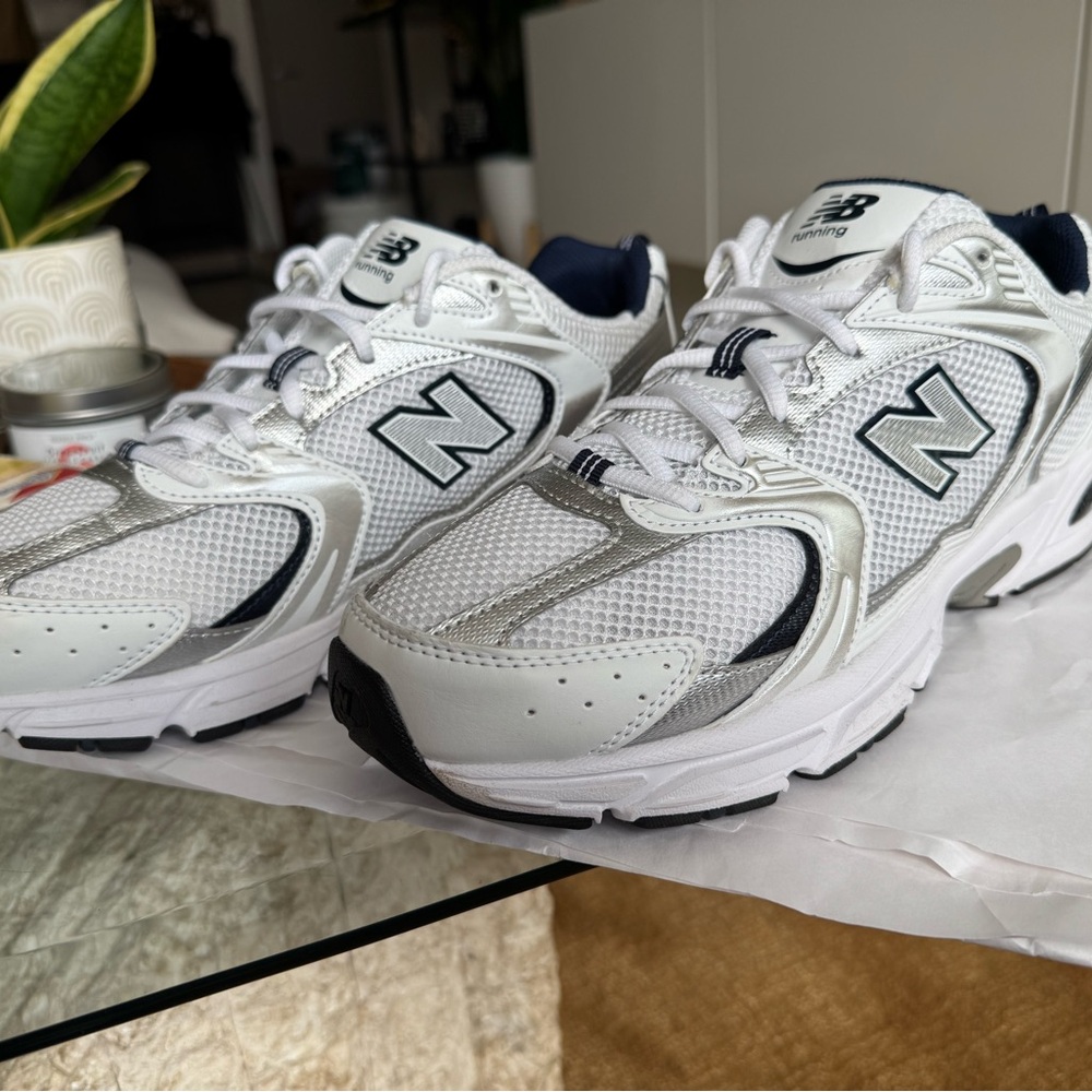 New Balance 530 White Silver Navy Sz 10.5